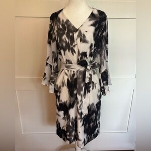 Banana Republic XS black, grey, white abstract floral dress with detachable belt